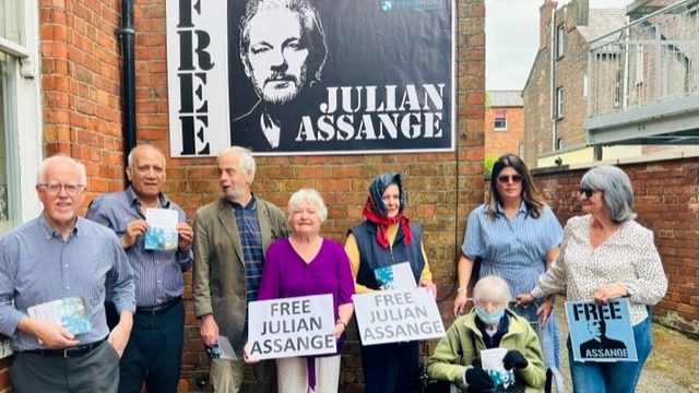 Mairead Maguire & members of the Peace People today meant to call for the freedom of Julian Assange.